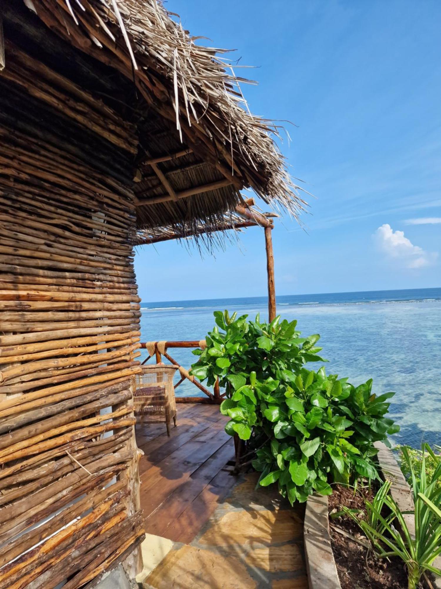 Ocean View & Secret * Mtende