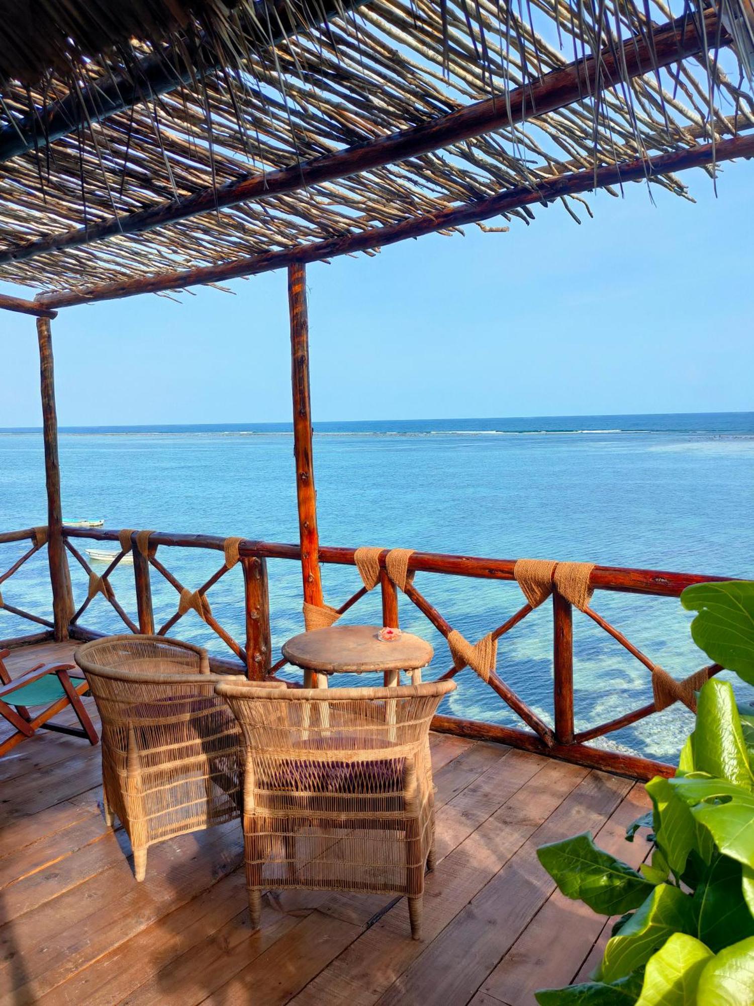 Ocean View & Secret Mtende
